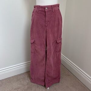 AMERICAN EAGLE High Rise Pink Corduroy Baggy Wide-Leg Cargo Pants 0